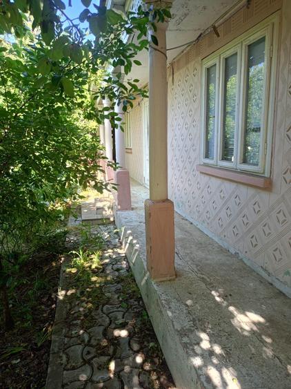 Casă cu 4 camere în Schela
