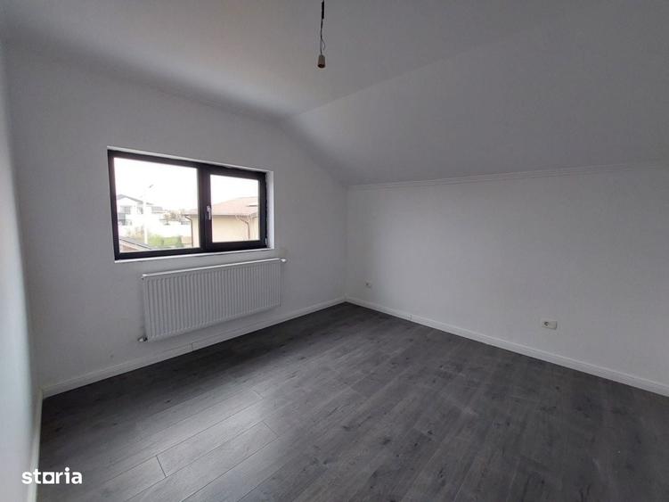 Casă cu 4 camere în Albești