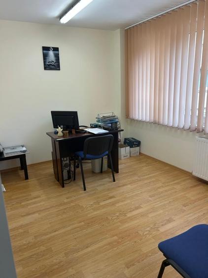 Apartament cu 2 camere decomandat în Sala Palatului