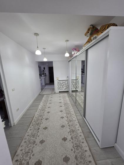 Apartament cu 3 camere decomandat în Burdujeni