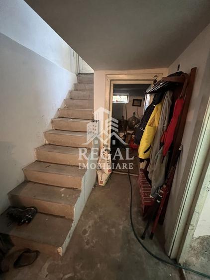 Casă individuală cu 3 camere cu Canalizare în Central