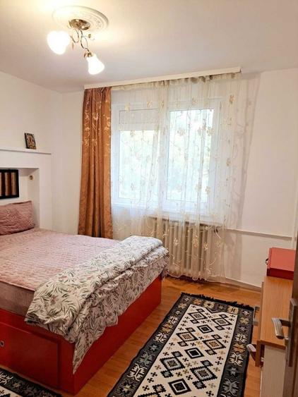 Apartament cu 2 camere semidecomandat în Berceni