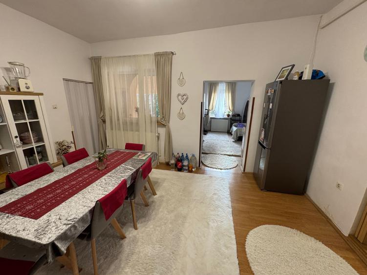 Casă cu 2 camere cu Teren 1200 Mp în Cerghid