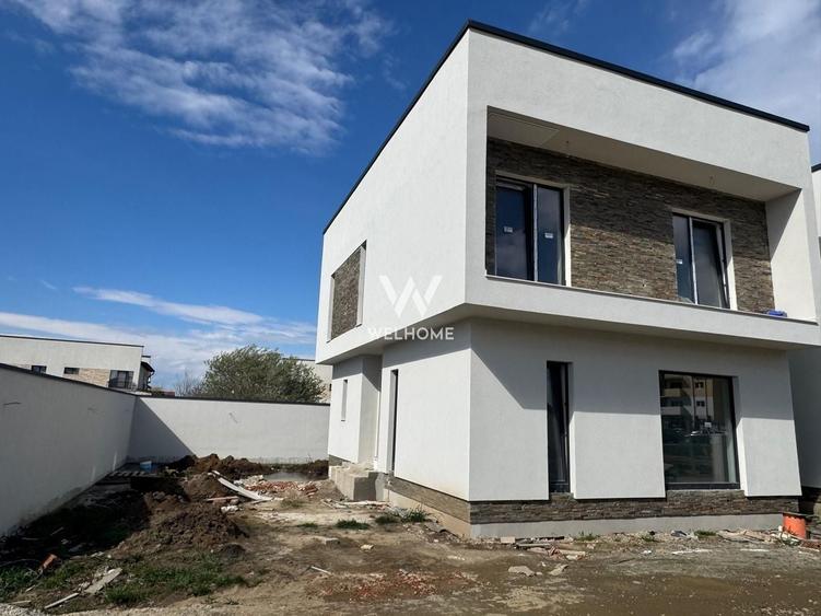 Duplex cu 4 camere cu Canalizare în Șelimbăr