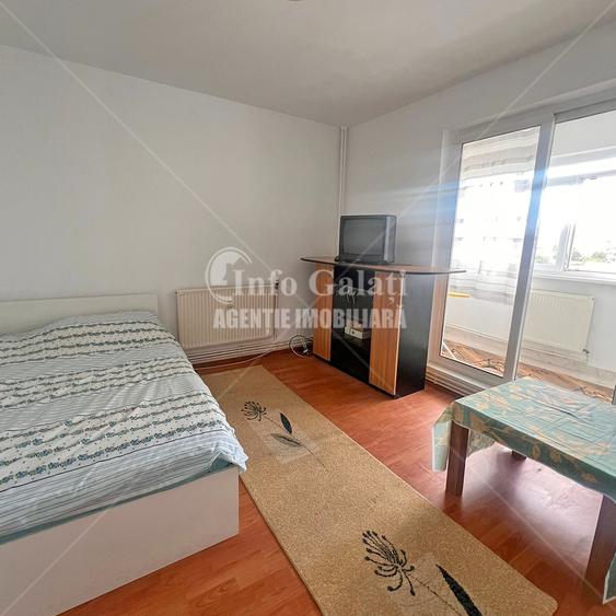 Apartament cu 2 camere decomandat în Mazepa 1