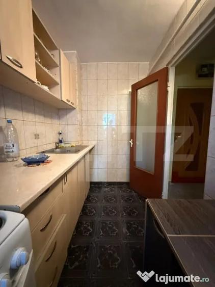 Apartament cu 2 camere decomandat în Micro 13