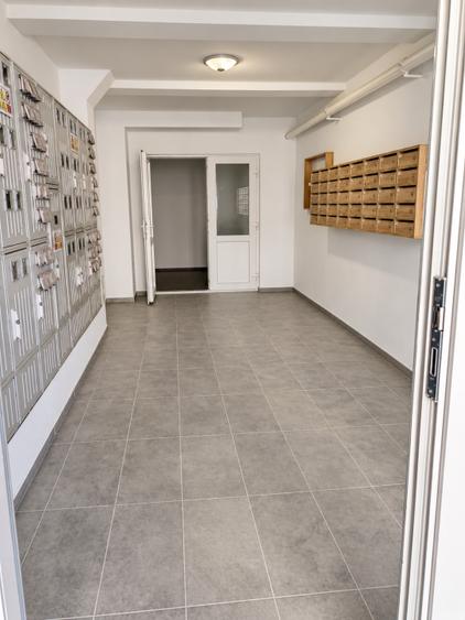 Apartament cu 2 camere semidecomandat în Sânpetru