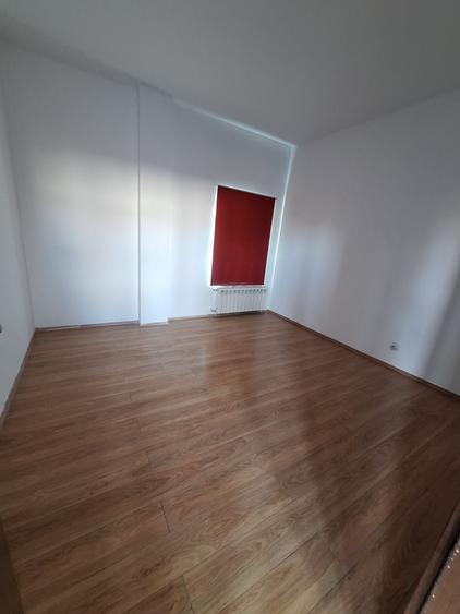 Apartament cu 2 camere nedecomandat în Mehala