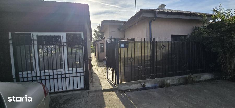 Casă cu 4 camere cu Teren 2365 Mp în Tărtășești