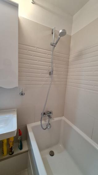Apartament cu 2 camere decomandat în Băneasa