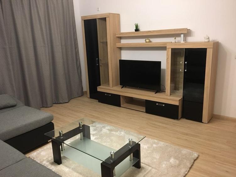 Apartament cu 2 camere decomandat în Metalurgiei