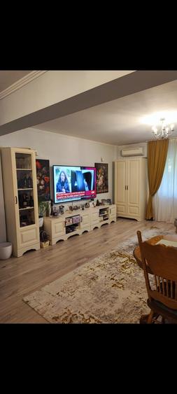 Apartament cu 2 camere semidecomandat în Băneasa