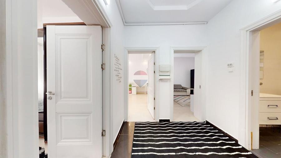 3 camere | Centrul Civic – zona Gării | Parcare privată | Jacuzzi - 1