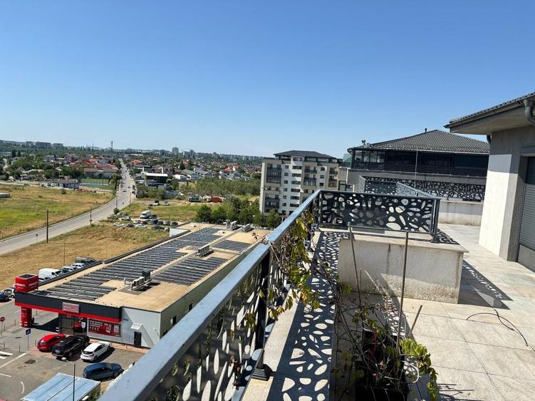 Penthouse cu 3 camere decomandat, mobilat în Dobroești