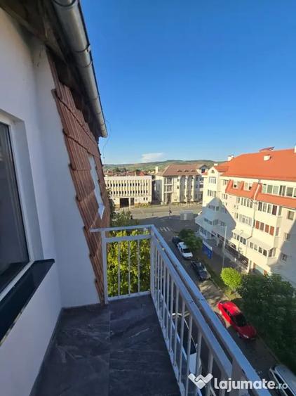 Apartament cu 2 camere semidecomandat în Terezian