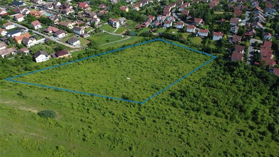 Teren Construcții intravilan de 17200 mp, în Exterior Est