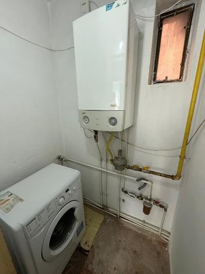 Apartament cu 3 camere decomandat, mobilat în Central