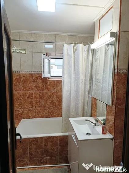 DE inchiriat apartament cu 3 camere, General. etaj 2, 450... - Galati (Galati) - 4