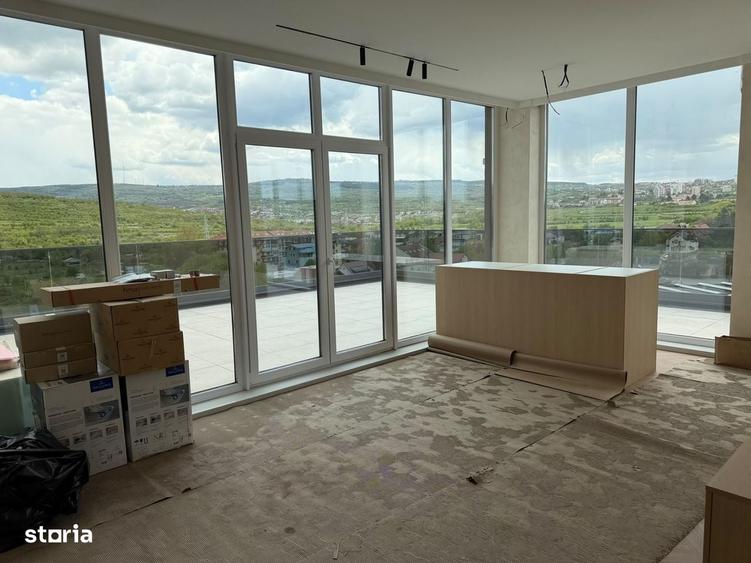 Apartament cu 3 camere în Sopor