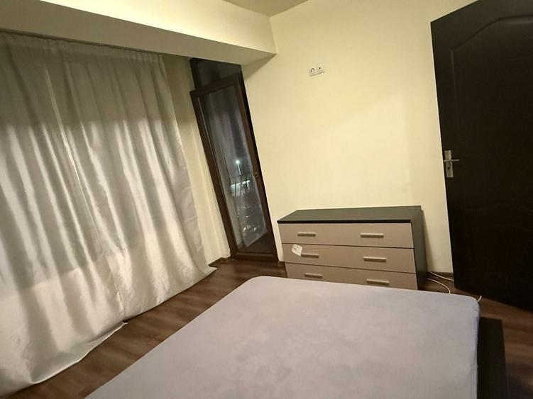 Apartament cu 3 camere decomandat în Șelimbăr