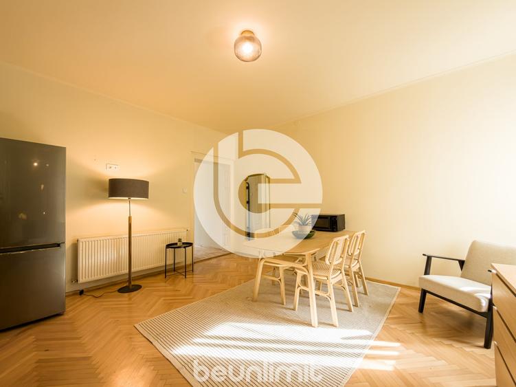 Apartament cu 3 camere decomandat, mobilat în Ultracentral