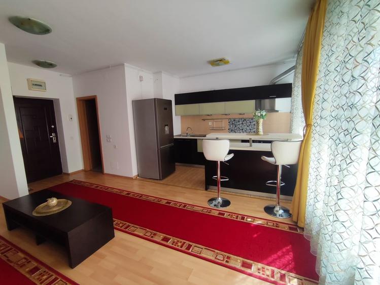 Apartament cu 3 camere semidecomandat, mobilat în Liviu Rebreanu