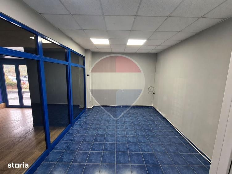 Spațiu comercial, de 23 mp, în Astra
