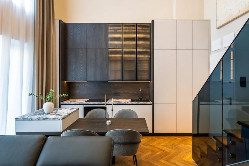 Penthouse cu 3 camere decomandat în Floreasca