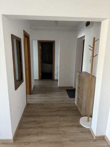 Inchiriez apartament 2 camere faleza Vega - 1