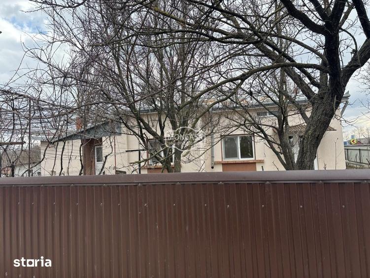 Casă cu 4 camere cu Teren 764 Mp în Central