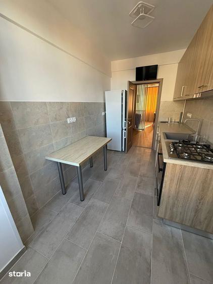 Apartament cu 3 camere decomandat în Ultracentral