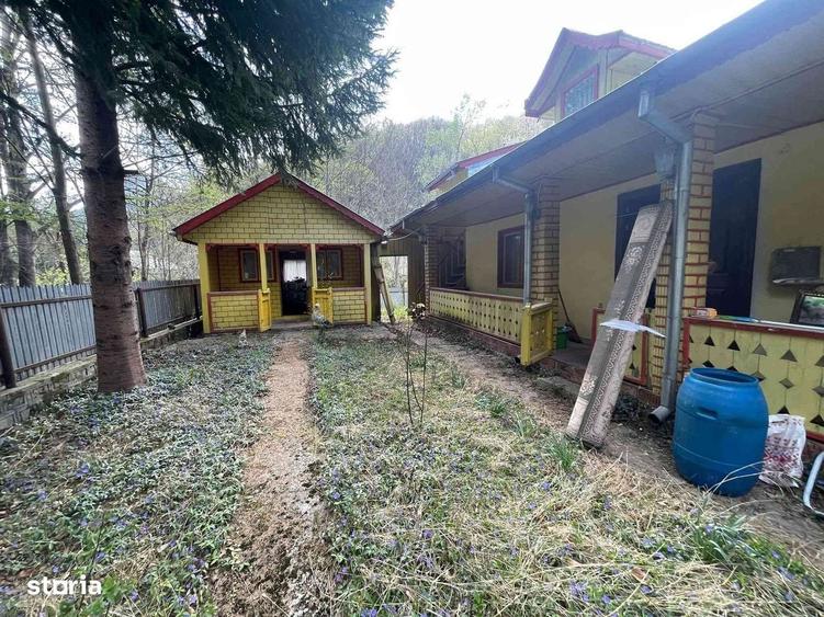 Casa cu 5 camere, curte de 500 mp, rural ,zona Centrala - 7