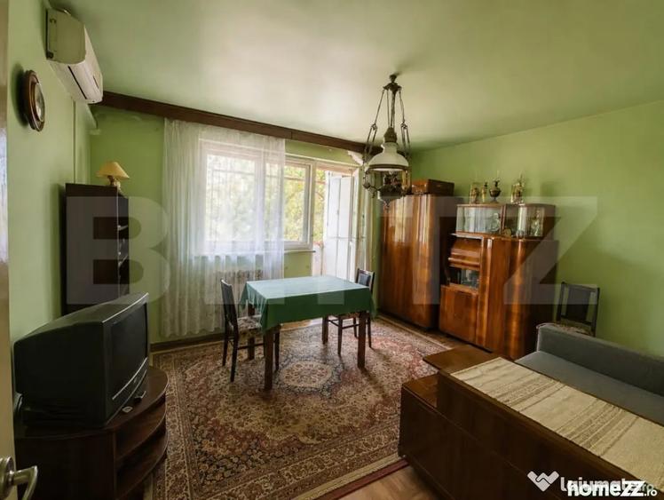 Apartament cu 3 camere decomandat în Progresul