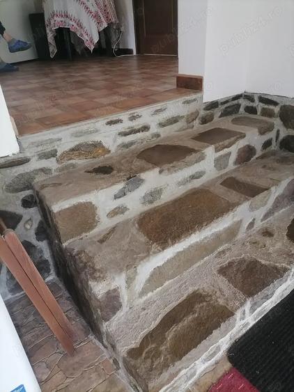 Casă cu 6 camere cu Teren 1056 Mp în Central