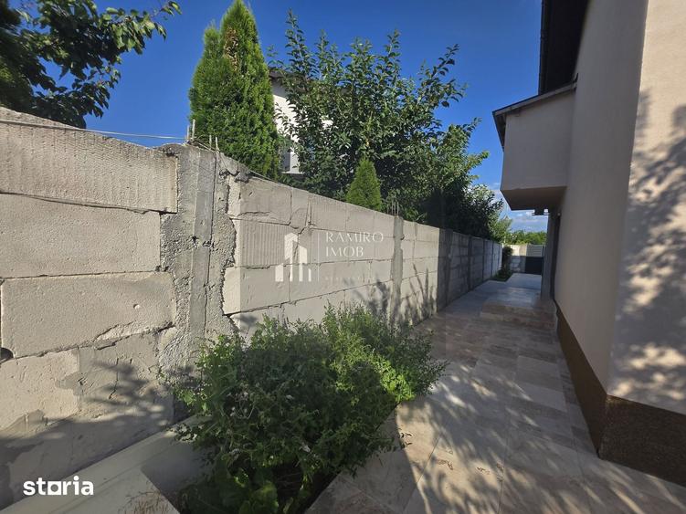 Casă cu 6 camere cu Teren 300 Mp în Central