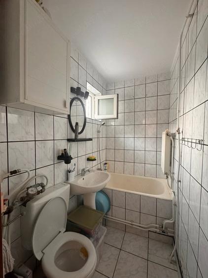 Apartament cu 2 camere semidecomandat în Dacia