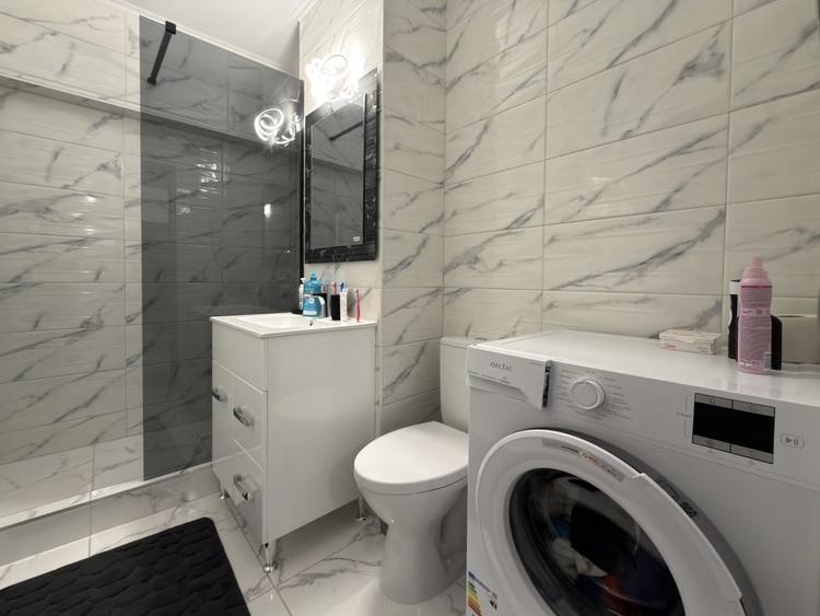 Apartament cu 2 camere decomandat, mobilat în Far