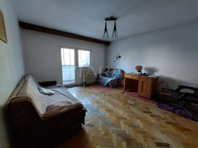 Apartament cu 3 camere decomandat, mobilat în Mănăștur