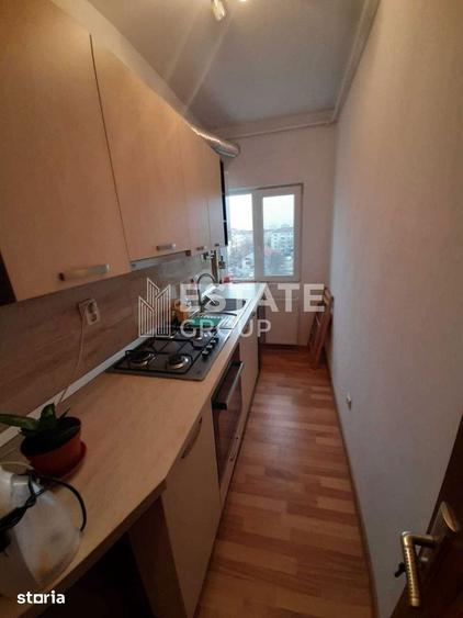 Apartament cu 2 camere semidecomandat în Girocului