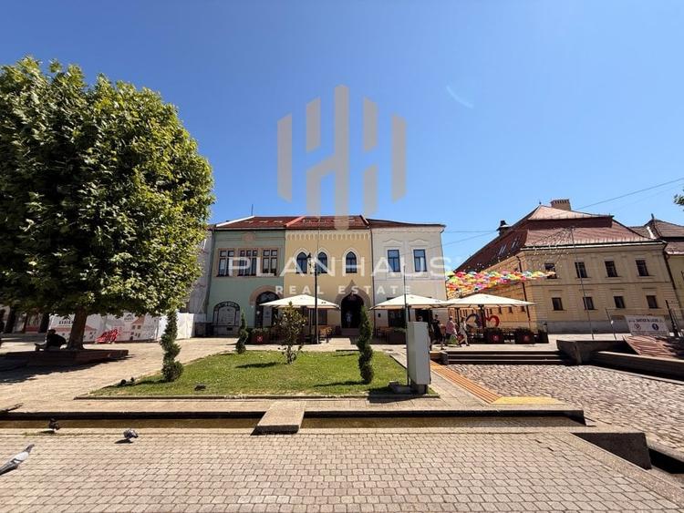 Birou, de 80 mp, în Orașul Vechi