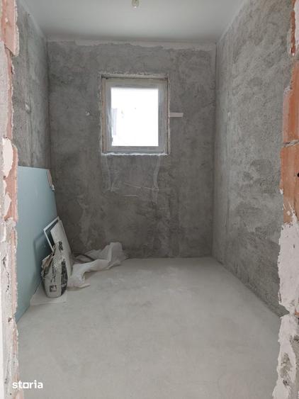 Casă cu 3 camere cu Teren 500 Mp în Tărtășești
