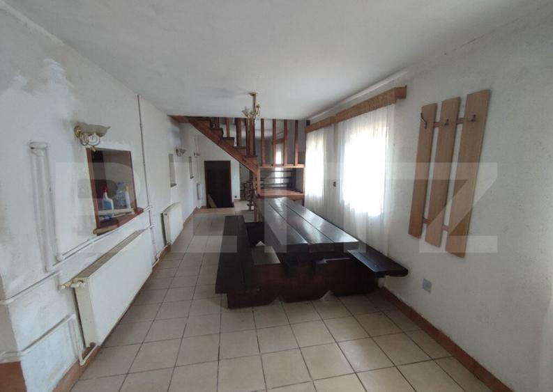 Spațiu comercial, de 500 mp, în Sucevița