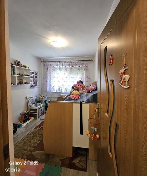 Apartament 3 camere decomandate de vanzare, Zona Liceul Ghibu Oradea - 4