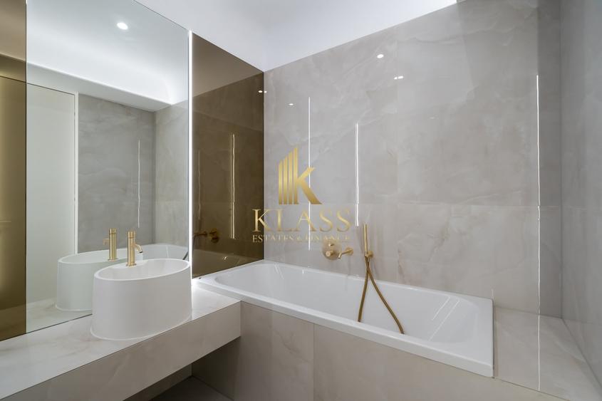 Apartament cu 3 camere decomandat în Pipera