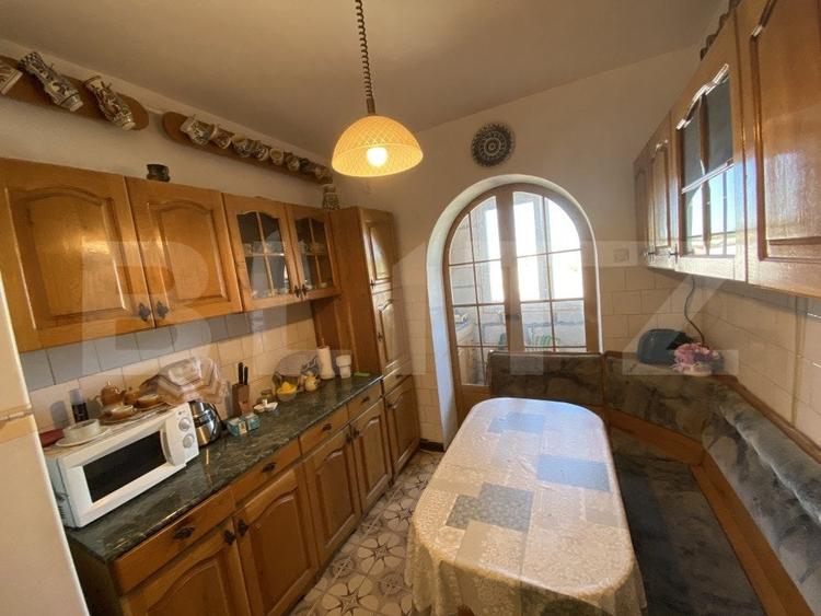 Apartament cu 3 camere decomandat, mobilat în Porolissum