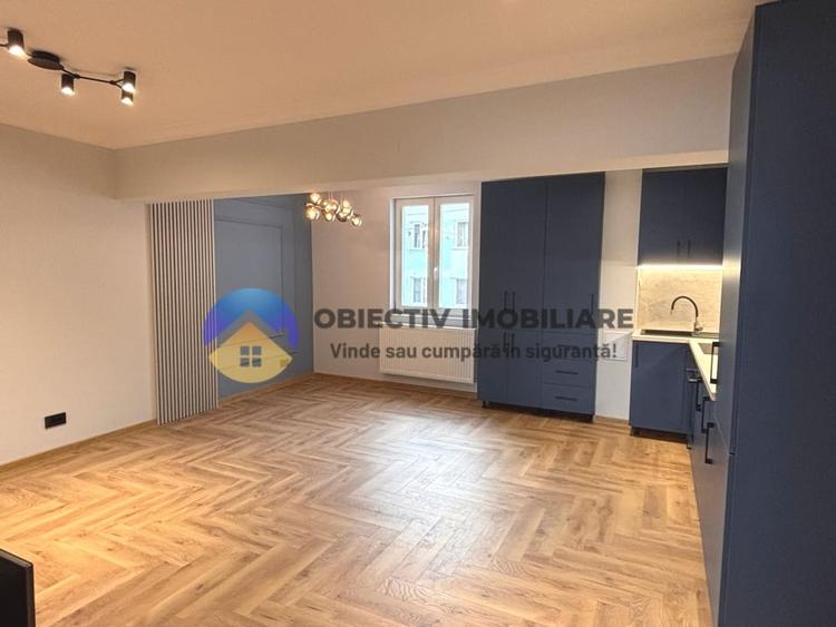 Apartament cu 3 camere decomandat, mobilat în Precista