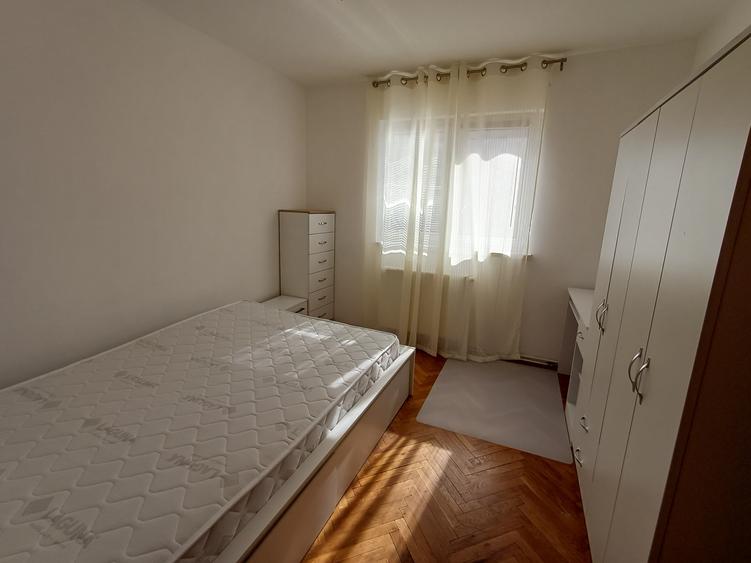 Apartament cu 3 camere decomandat în Grigorescu