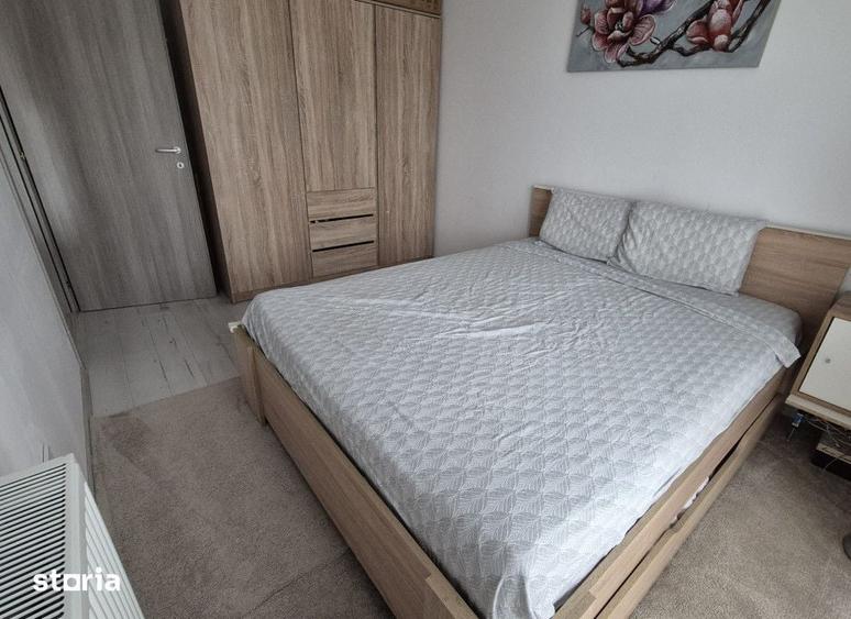 Apartament cu 3 camere semidecomandat în Bârnova