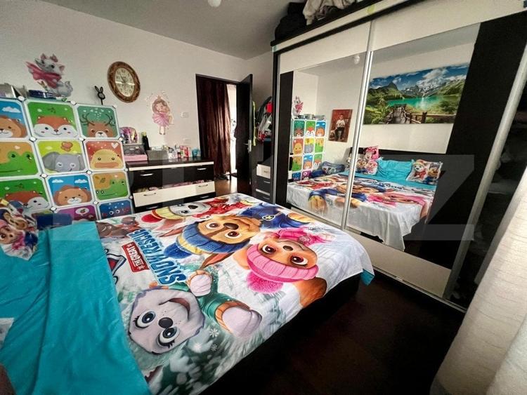 Apartament cu 4 camere decomandat, mobilat în Burdujeni