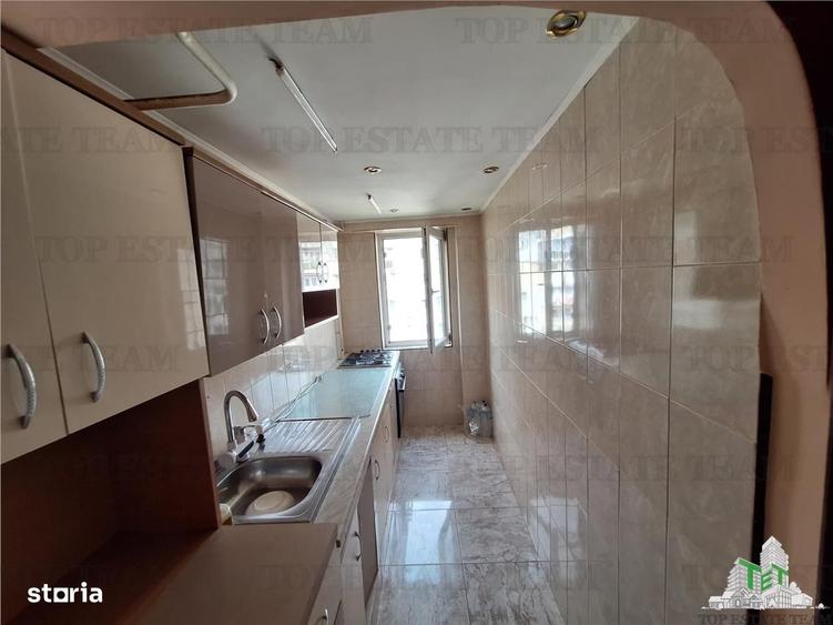 Apartament cu 2 camere semidecomandat în Viziru 3